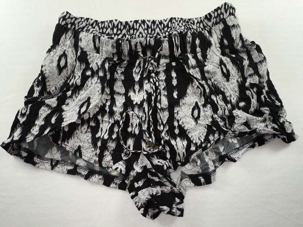 Vanilla Star Womens Black and White Printed Woven Drawstring Pull-On Shorts Size